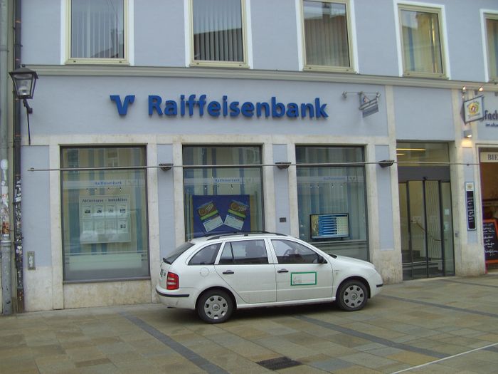 Nutzerbilder Raiffeisenbank Regensburg-Wenzenbach