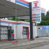 Hauff SB-Tankstelle KFZ-Meisterbetrieb in Salmbach Gemeinde Engelsbrand
