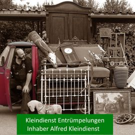 Kleindienst Entrümpelungen mit Piaggio Oltimer und Antiquitäten