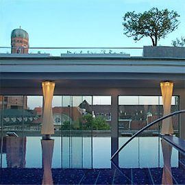 Blue Spa im Bayerischen Hof in München