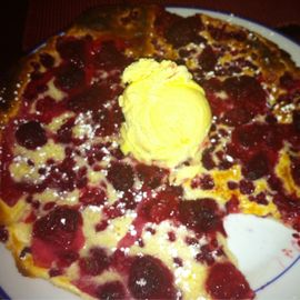 mmmm mmmmmm mmmmmm=Himbeerpfannkuchen mit Vanilleeis