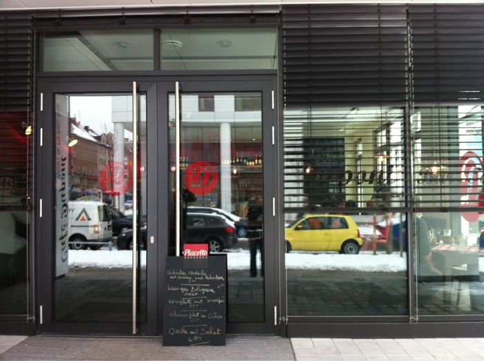 Bild 333 Café Dupont in München