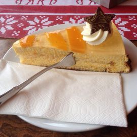 Mango-Sahne-Torte