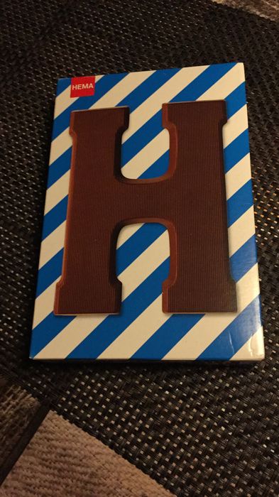 Typisches holländisches Geschenk: Schokoladenbuchstaben