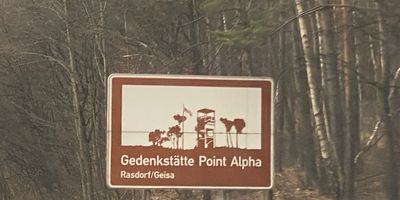 Gedenkstätte Point Alpha und Haus auf der Grenze in Geisa