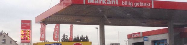 Bild zu Markant Tankstelle