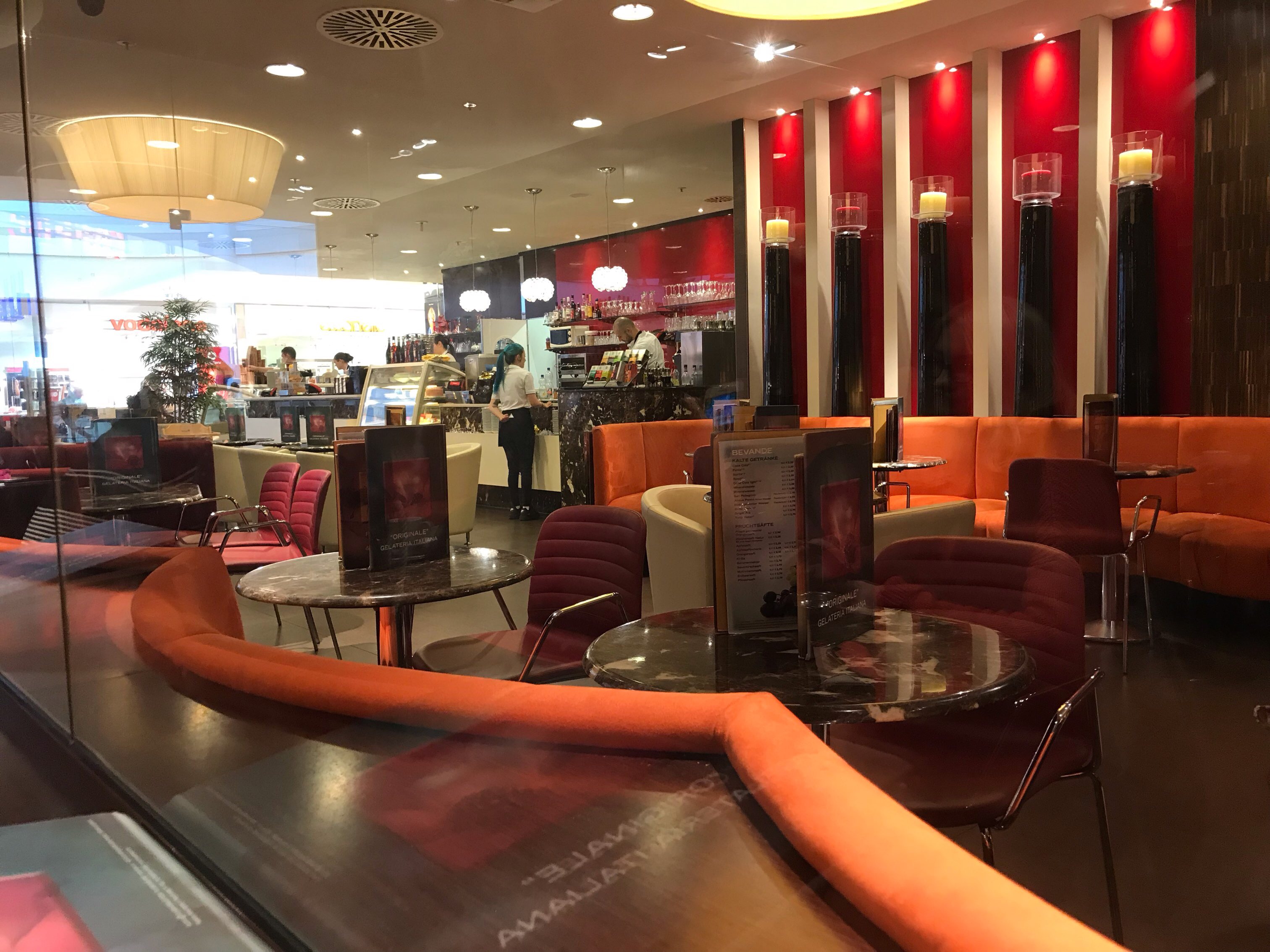 Bild 10 Eiscafé Caffe e Gelato (im 1. Stock) in Hameln