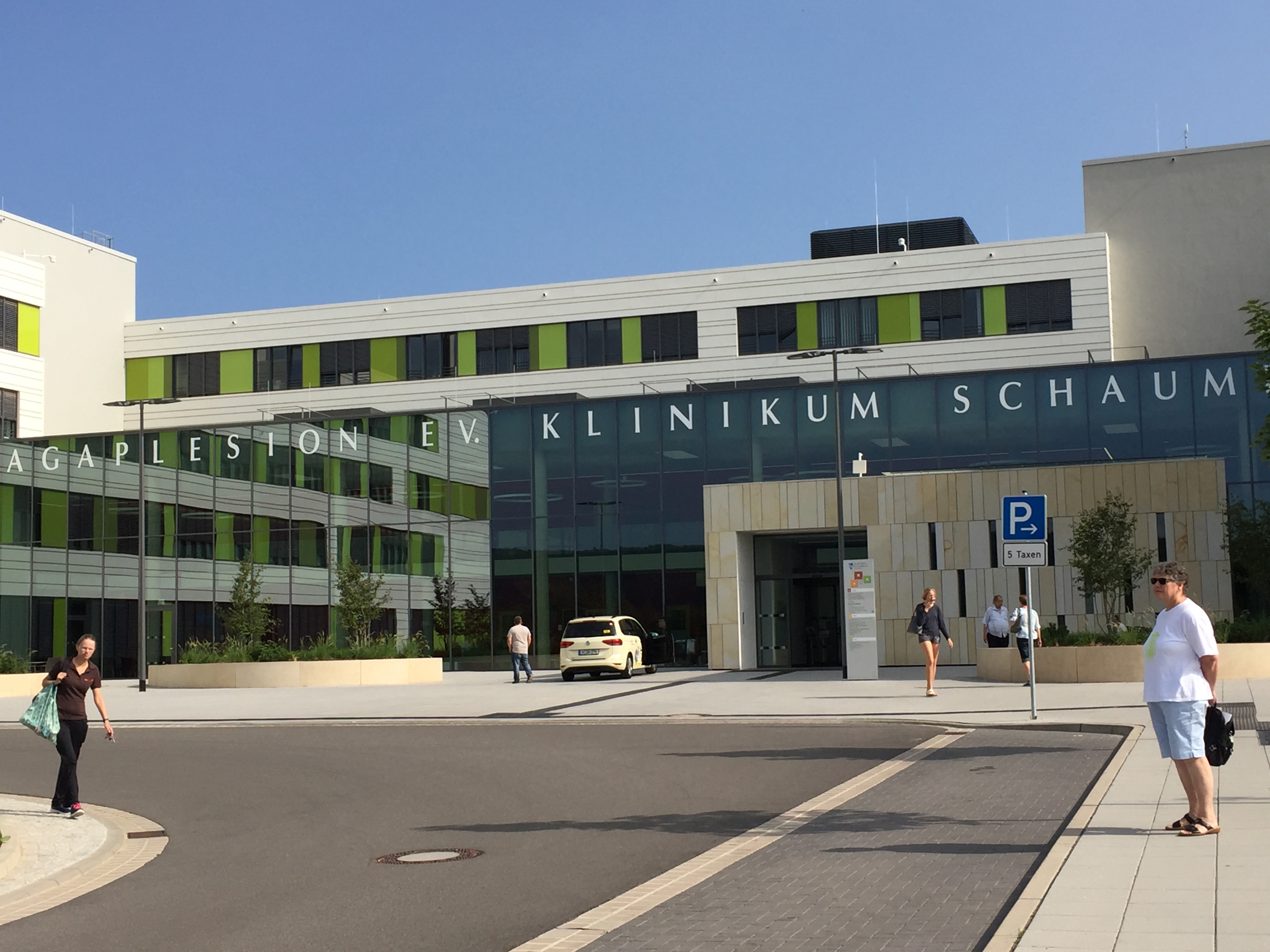 Bild 3 Zentrale Notaufnahme am AGAPLESION EV. KLINIKUM SCHAUMBURG in Obernkirchen