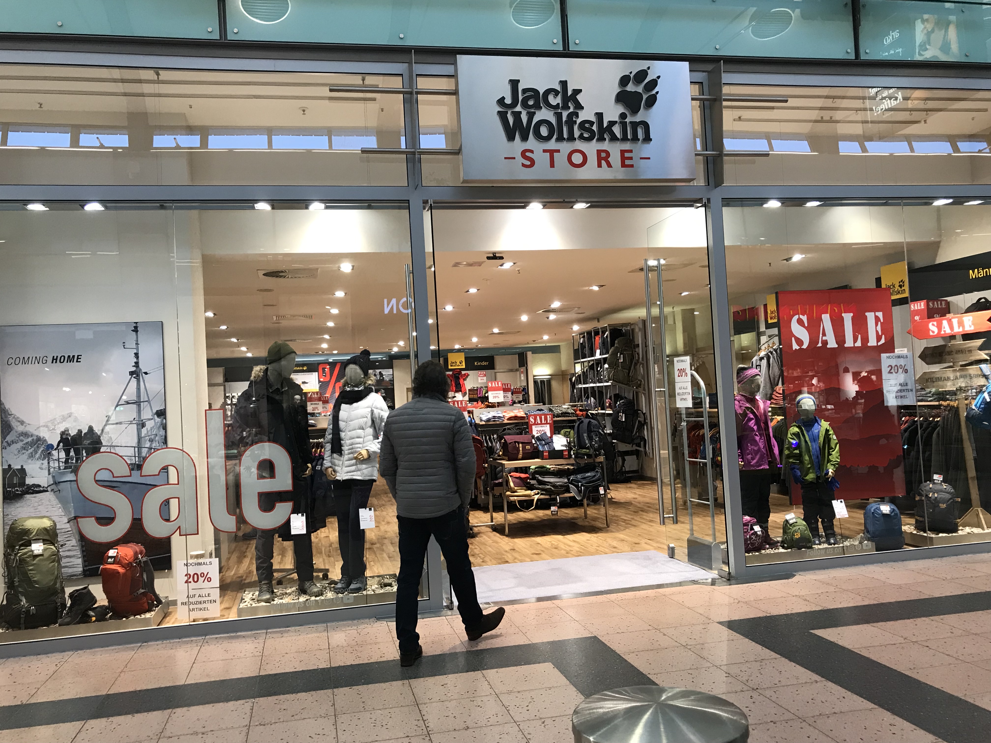 Bild 1 Jack Wolfskin Store in Bad Oeynhausen