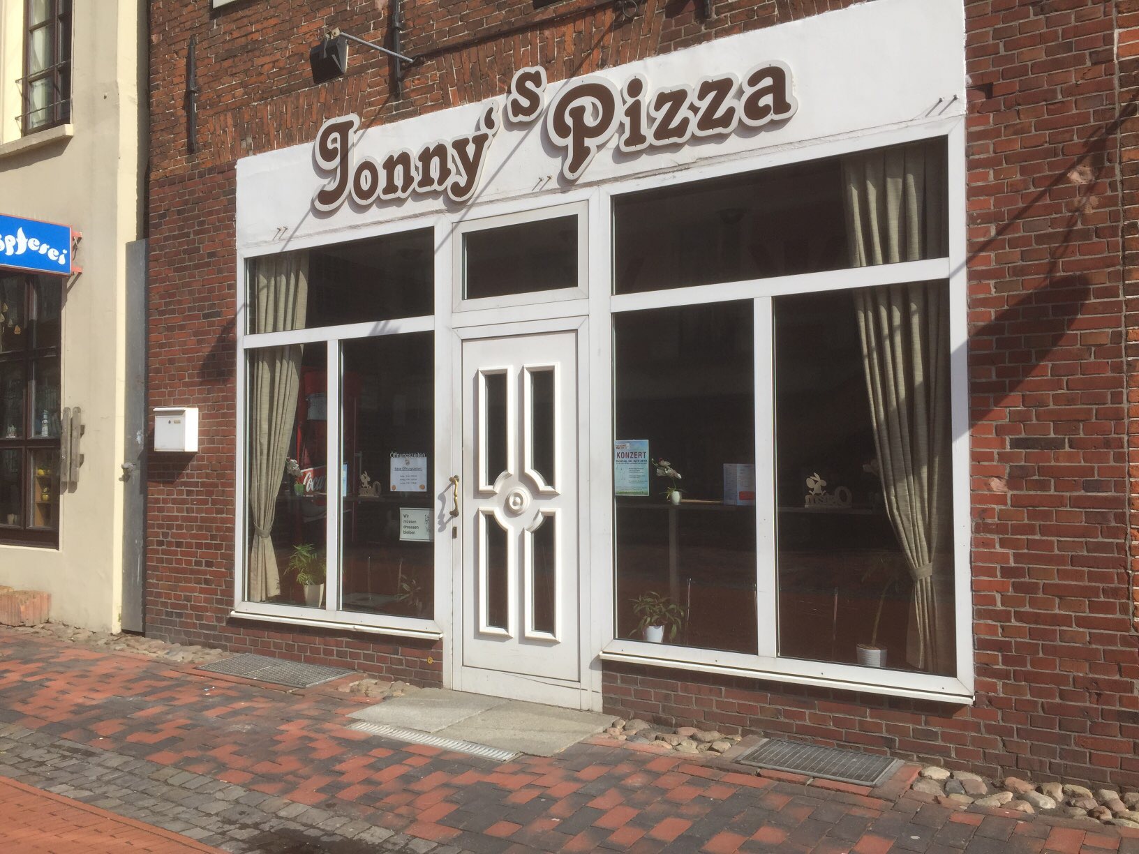 Bild 1 Jonnys Pizza Pizzaimbiss in Leer (Ostfriesland)