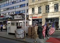 Bild zu Checkpoint Charlie