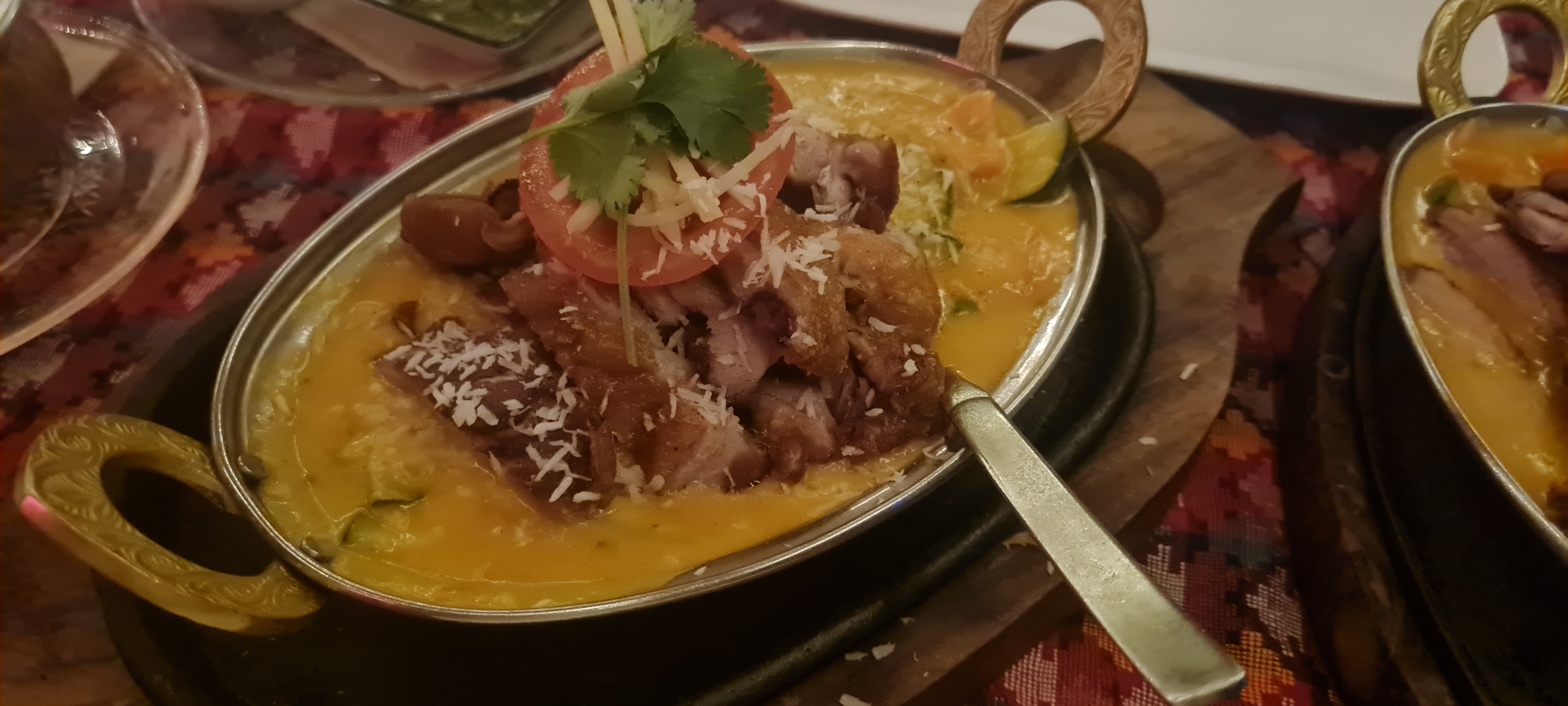 Bild 1 Food Mantra Nepali-Tibetan Cuisine in Würzburg