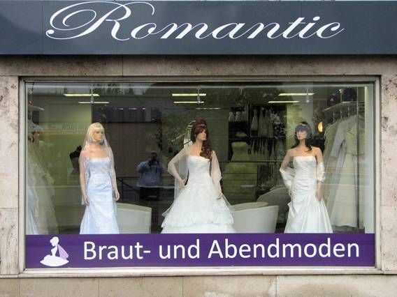 ROMANTIC Brautgalerie
Schaufensterfront