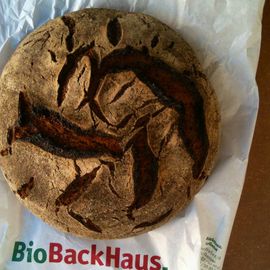 Ein Falkenbrot macht Wangen rot ...