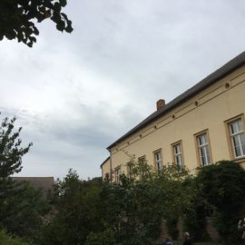 Galerie & Café im Herrenhaus Dobis in Wettin-Löbejün