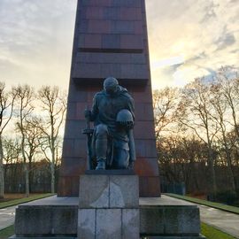 Sowjetisches Ehrenmal im Treptower Park in Berlin