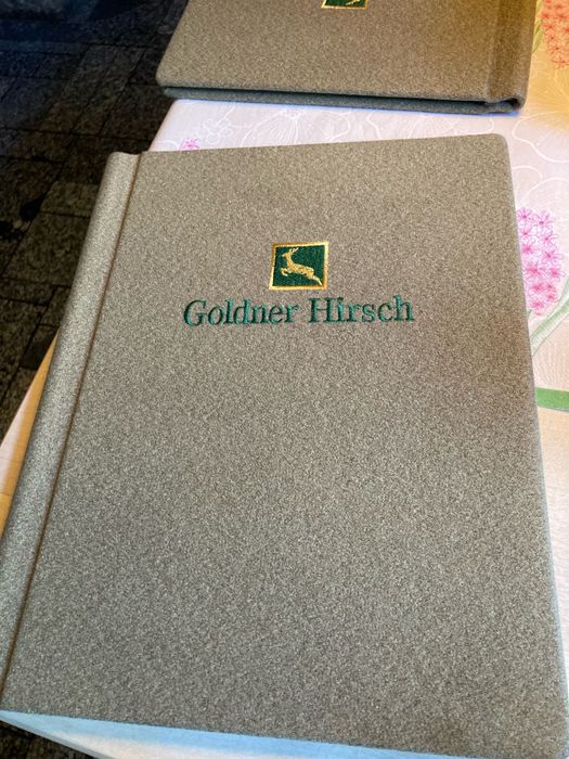 Goldner Hirsch