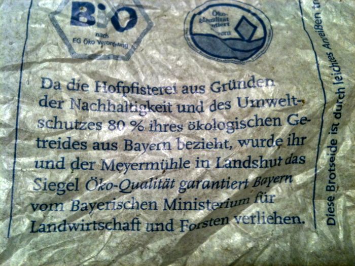 Öko-Brot trotz der weiten Reise der Laibe von München nach Berlin ...