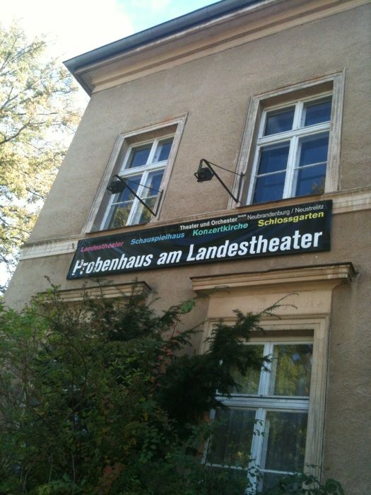 Theater und Orchester GmbH Neubrandenbg/Neustrelitz Landestheater Neustrelitz