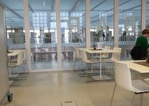 Bild zu »Café LesBar« in der Stadtbibliothek