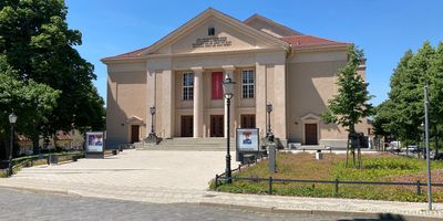 Theater und Orchester GmbH Neubrandenbg/Neustrelitz Landestheater Neustrelitz in Neustrelitz