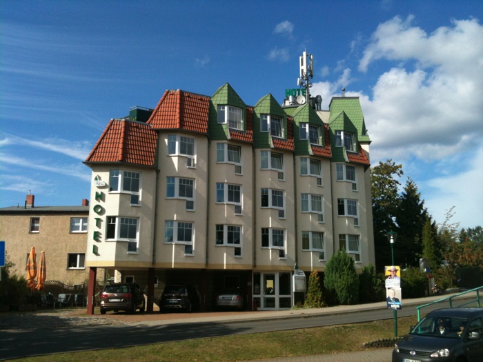 Bild 1 Hotel Zum Grünen Turm in Hohen Neuendorf