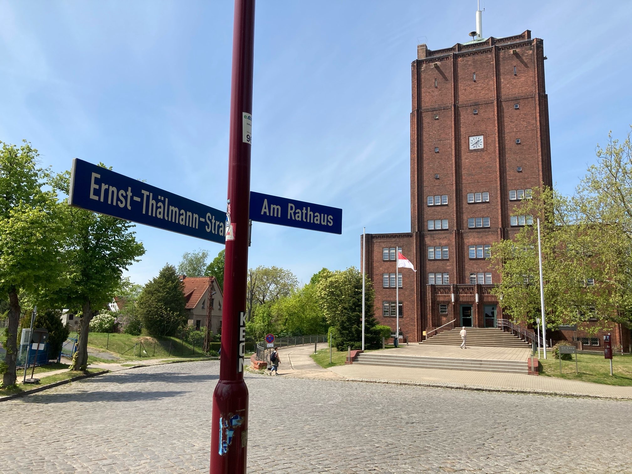 mir gefallen ja die Ernst-Thälmann-Straßen im Berliner Speckgürtel ...