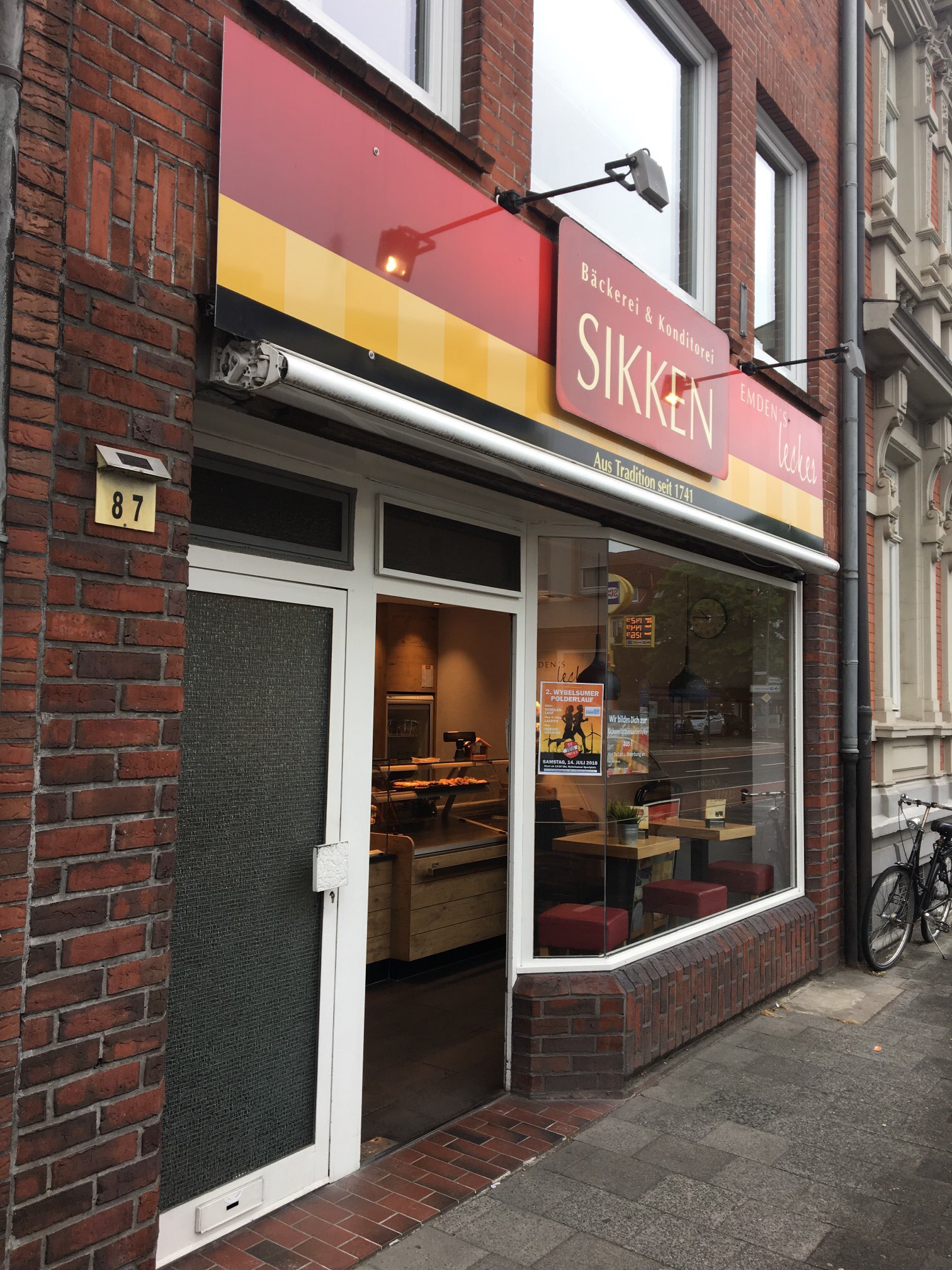 Bild 1 Bäckerei Sikken in Emden Stadt