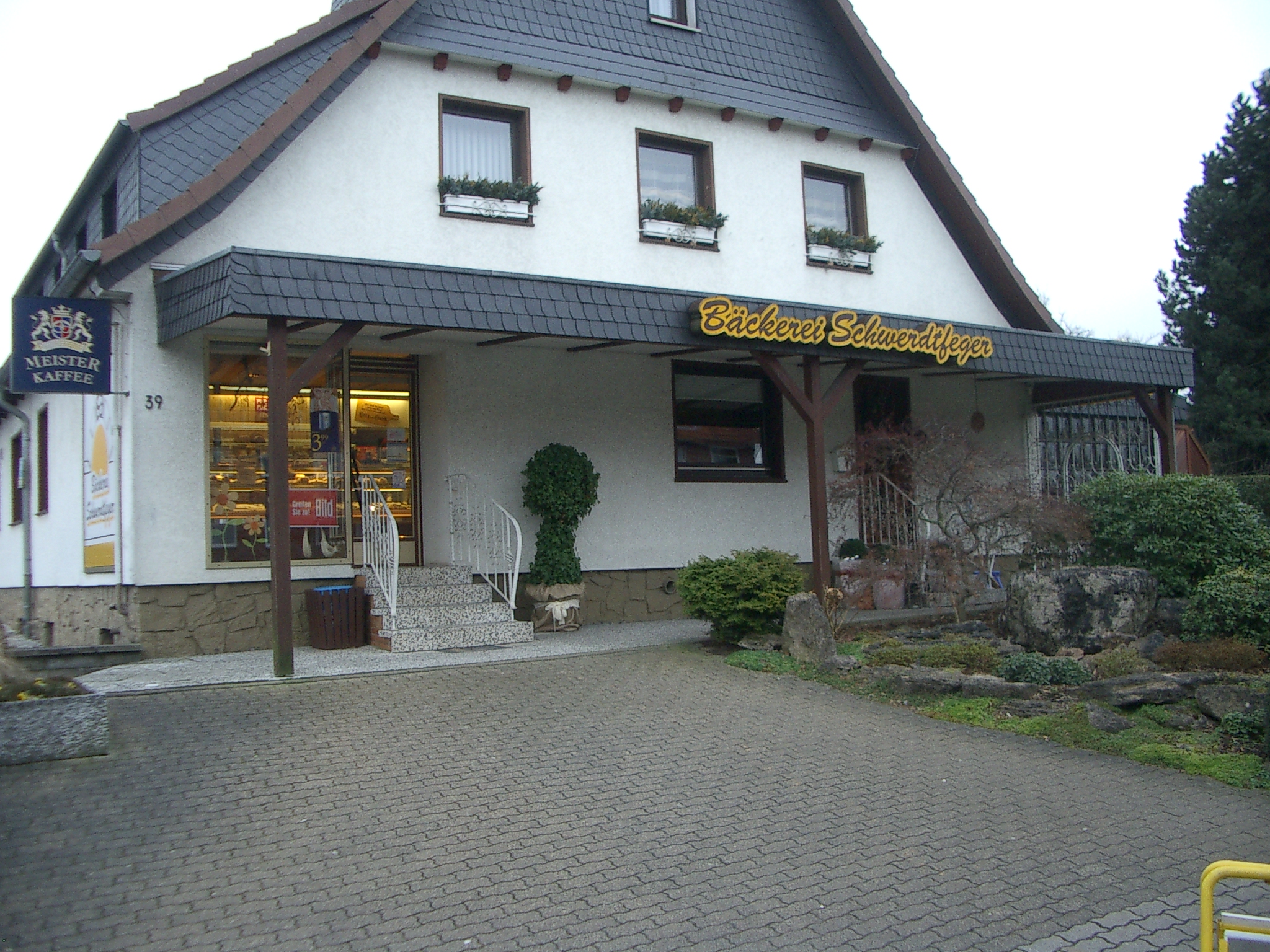 Bild 2 Schwerdtfeger Bäckerei in Leese