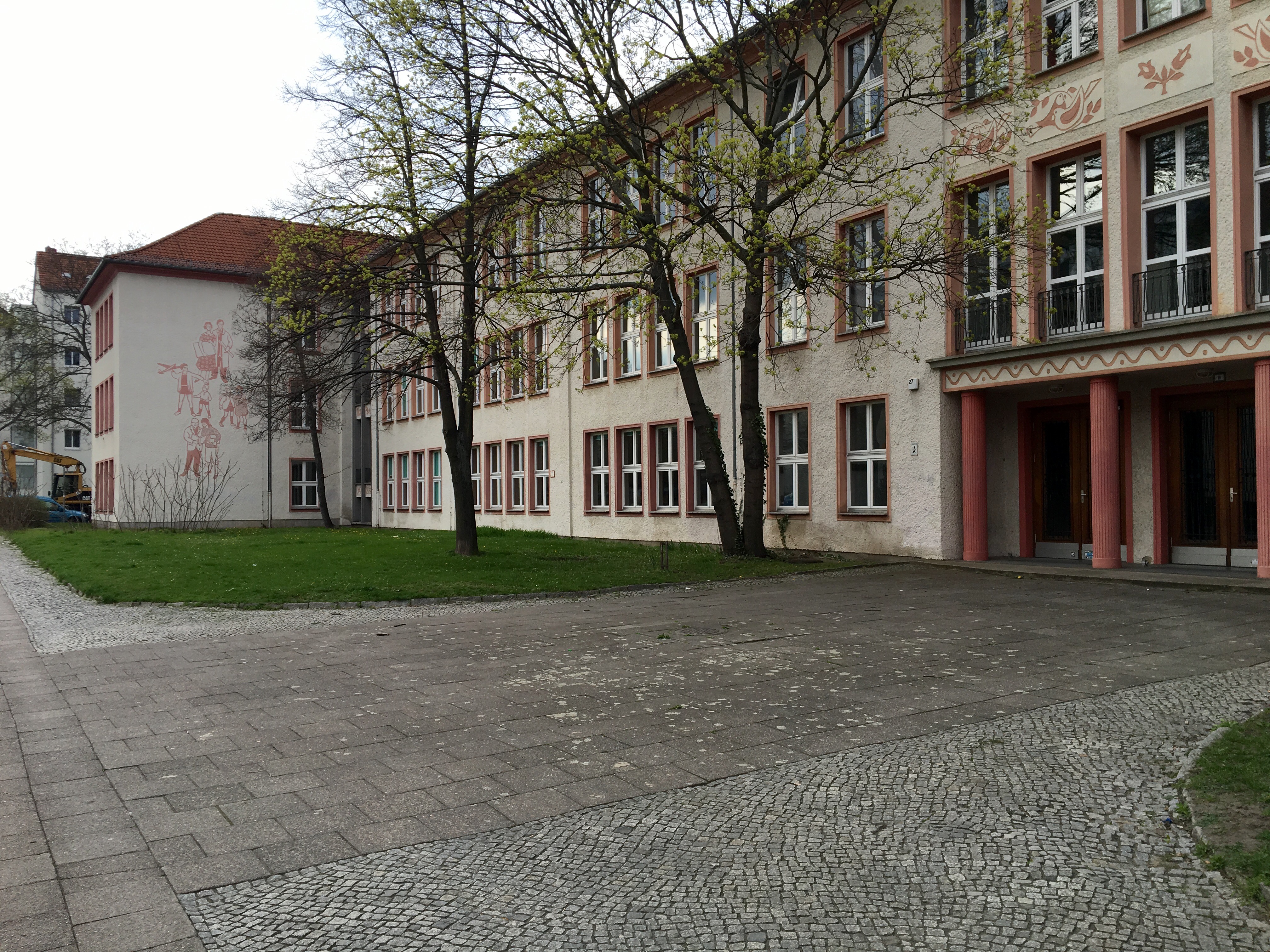 Bild 8 Manfred-von-Ardenne-Gymnasium in Berlin