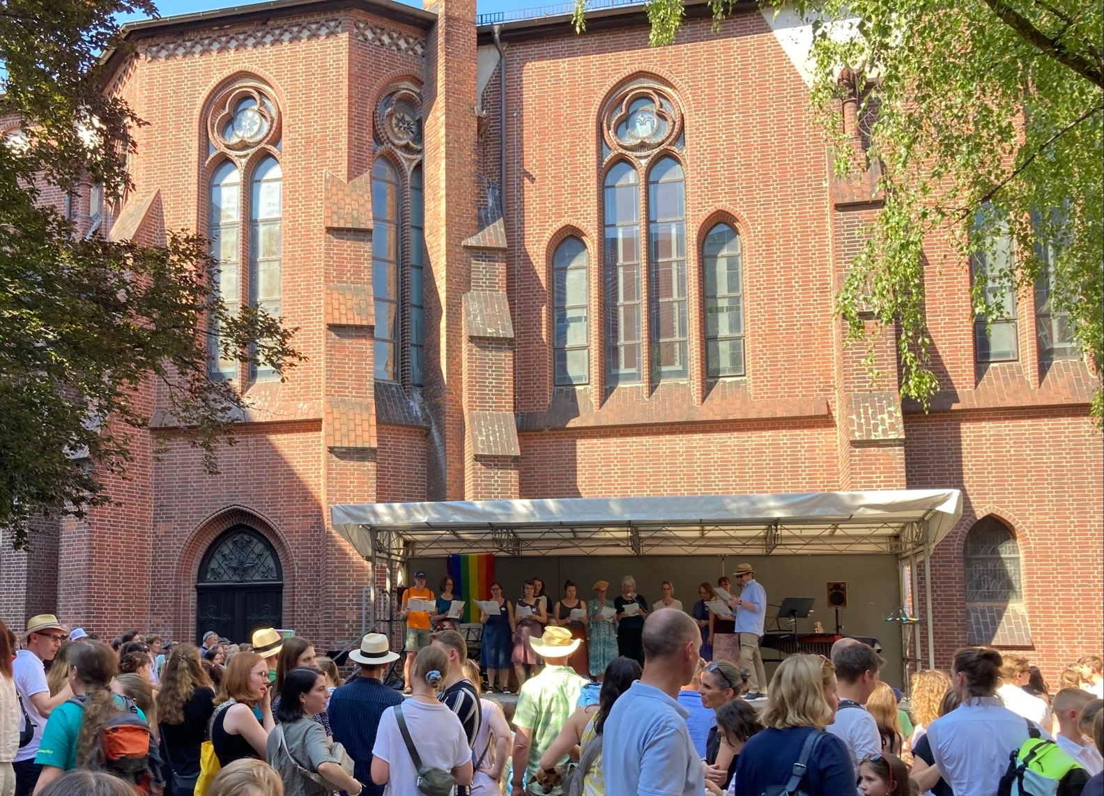 Bild 1 Katholische Theresienschule in Berlin