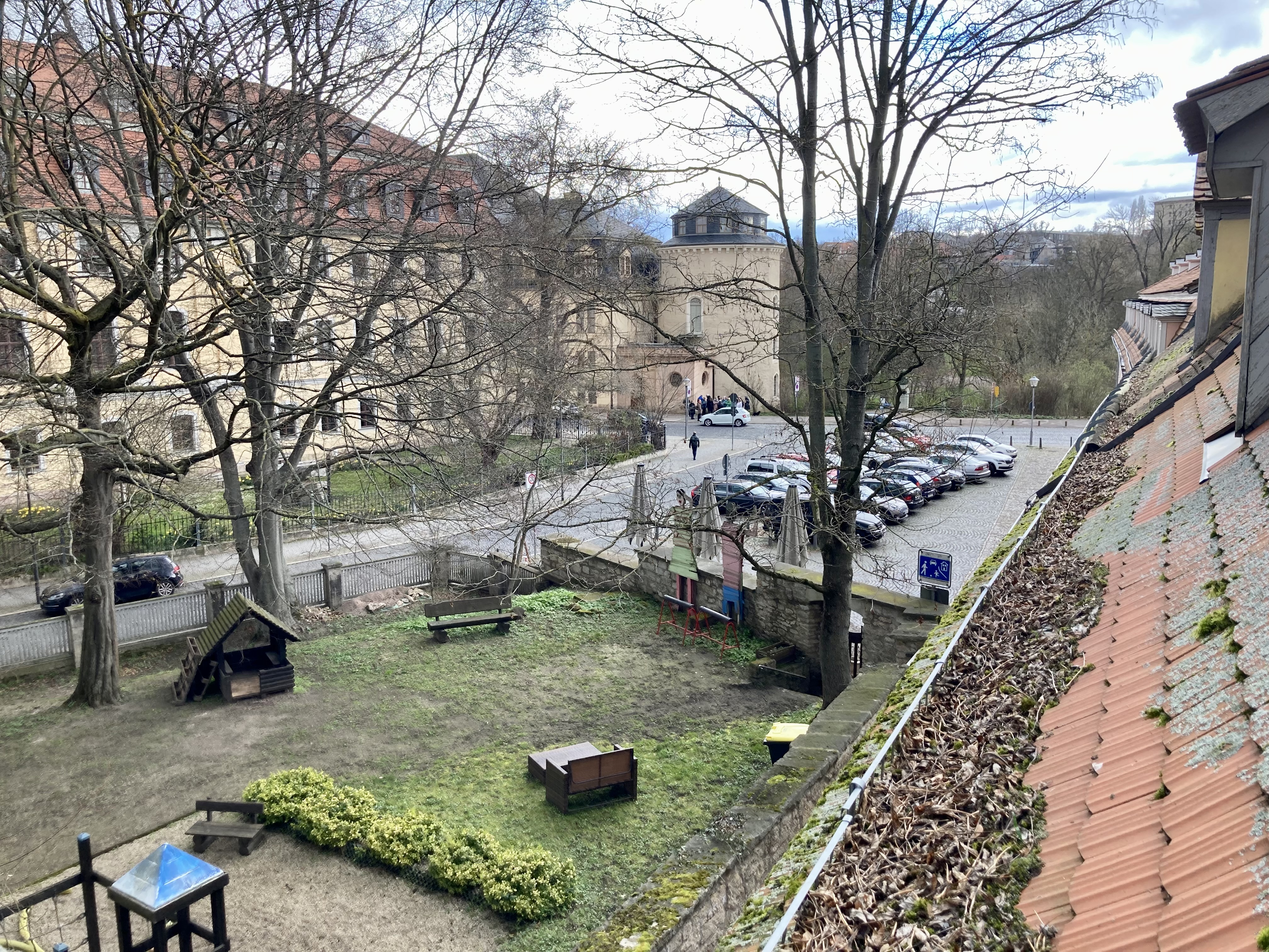 Blick aus unserem Fenster, Musikhochschule, Gingko und Anna-Amalia-Bibliothek …