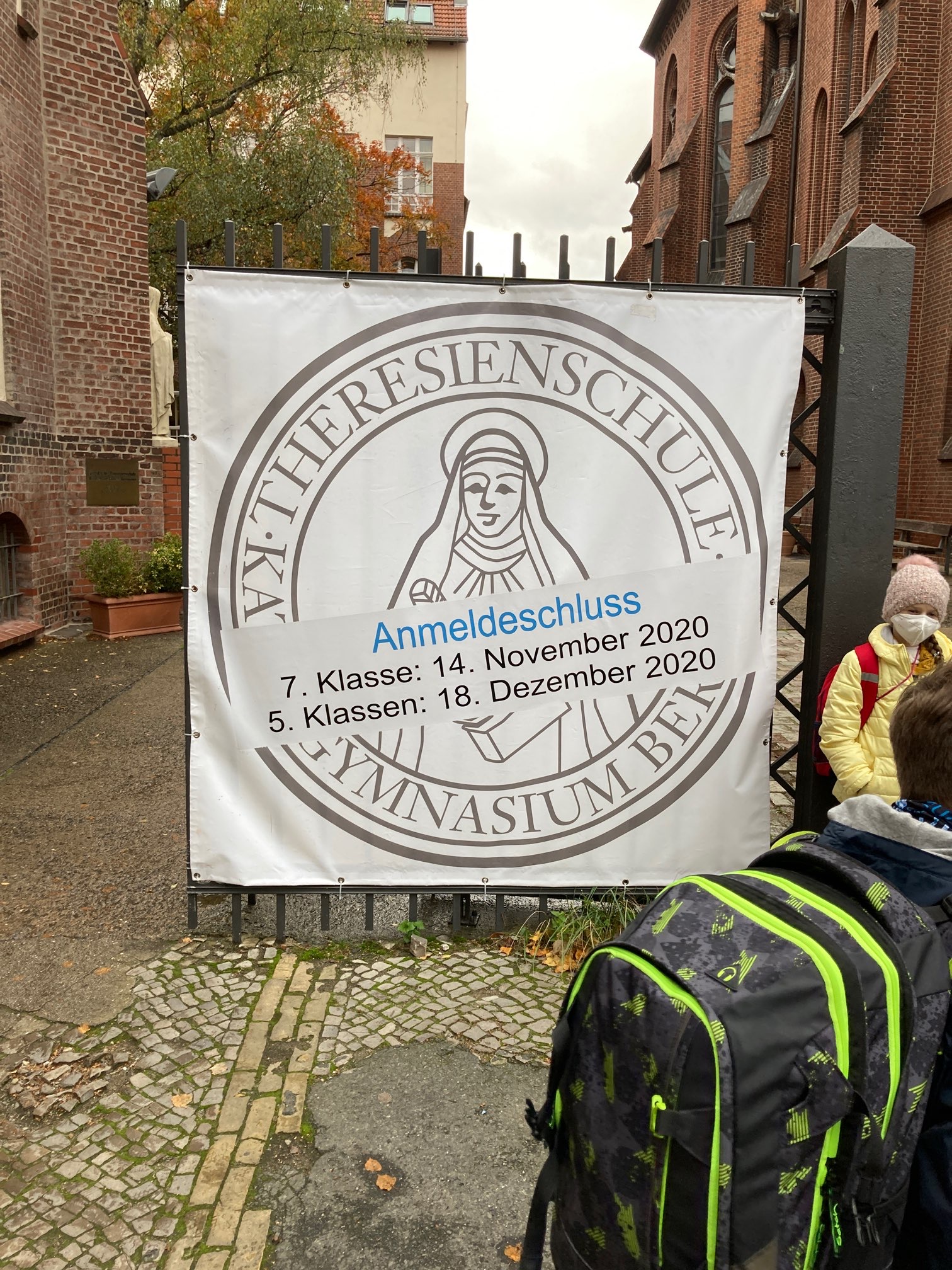 Bild 5 Katholische Theresienschule in Berlin
