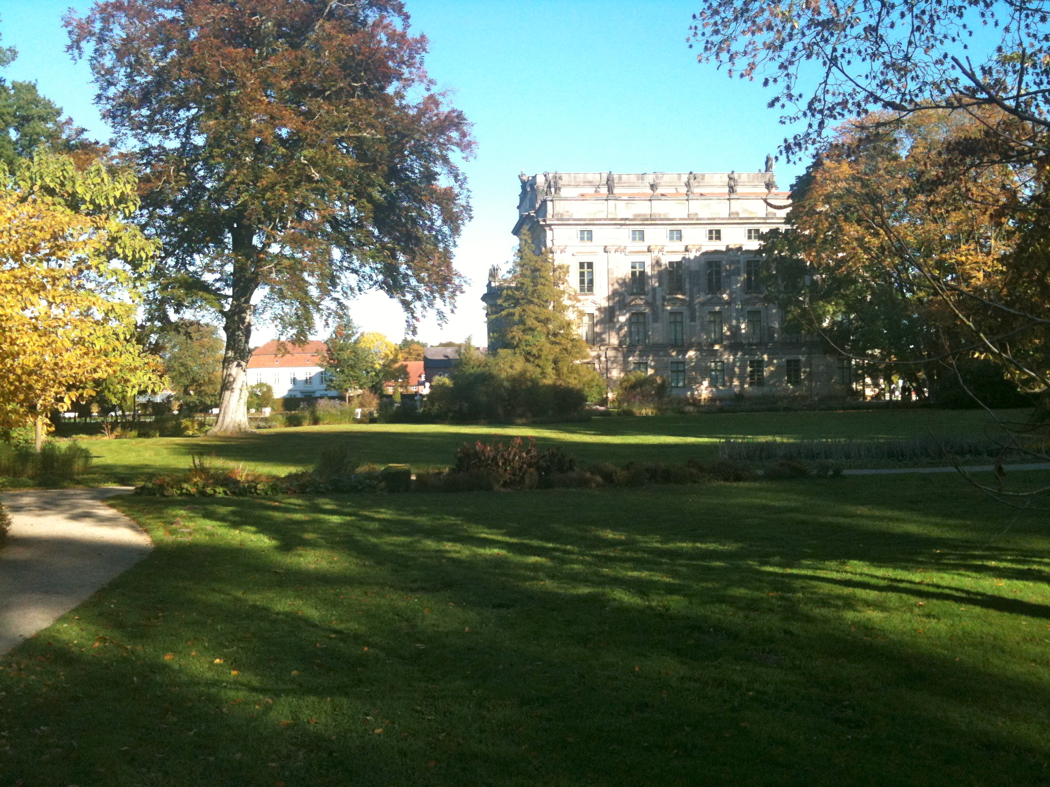 Bild 15 Ludwigsluster Schloss-Cafe in Ludwigslust