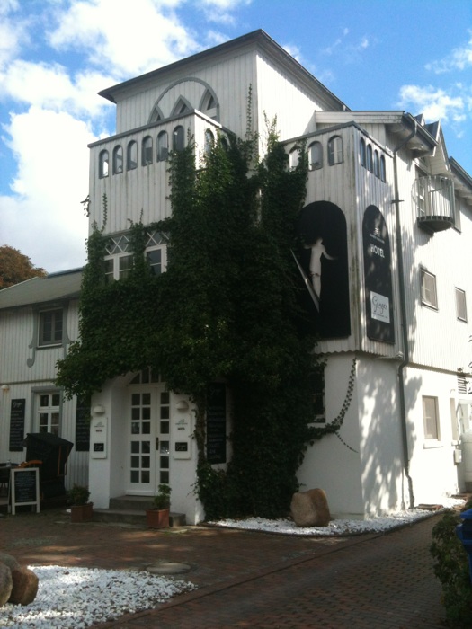 Bild 2 Hotel Seezeichen GmbH in Ahrenshoop, Ostseebad