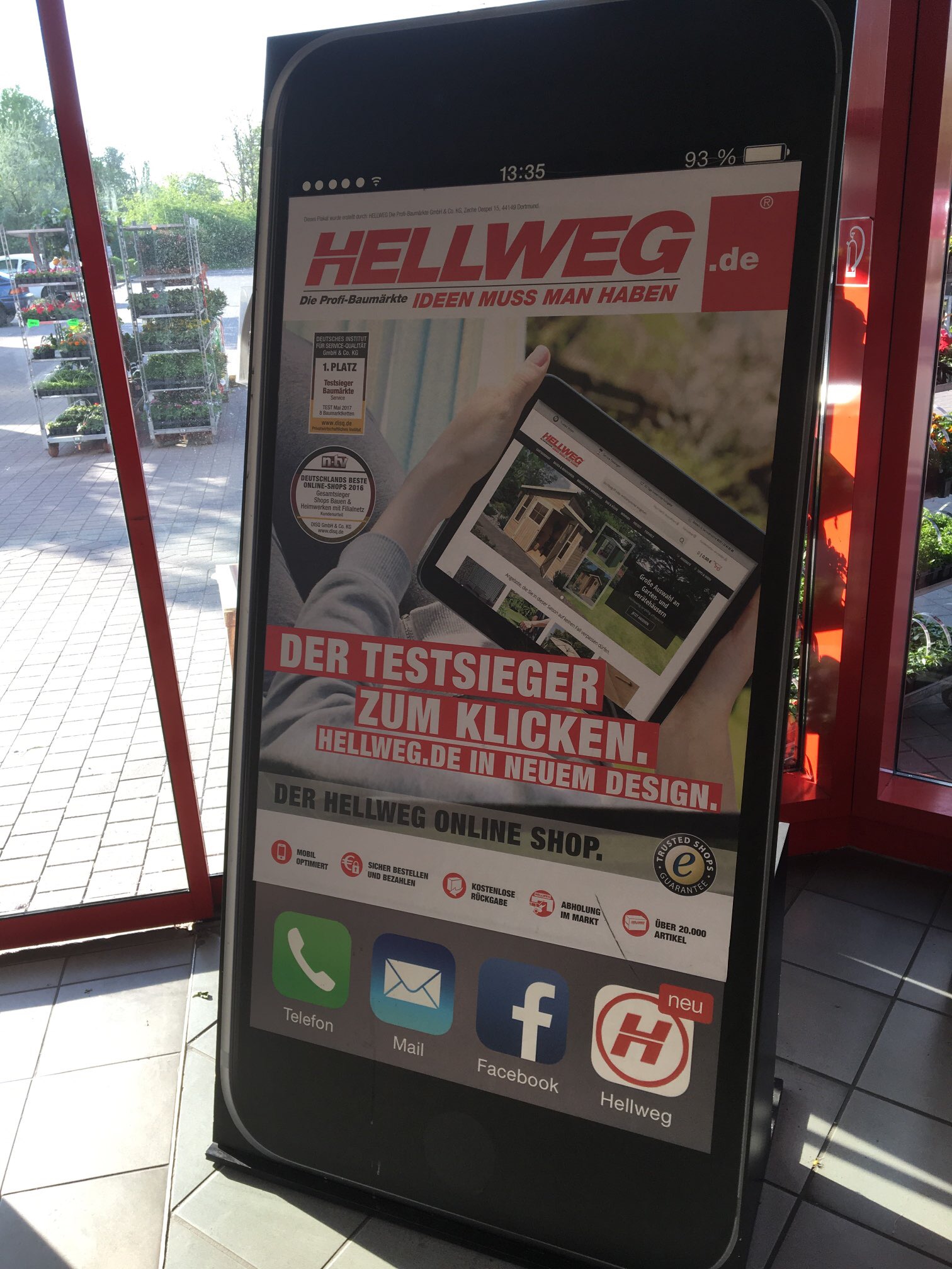 Bild 3 HELLWEG Die Profi-Baumärkte GmbH & Co. KG in Berlin