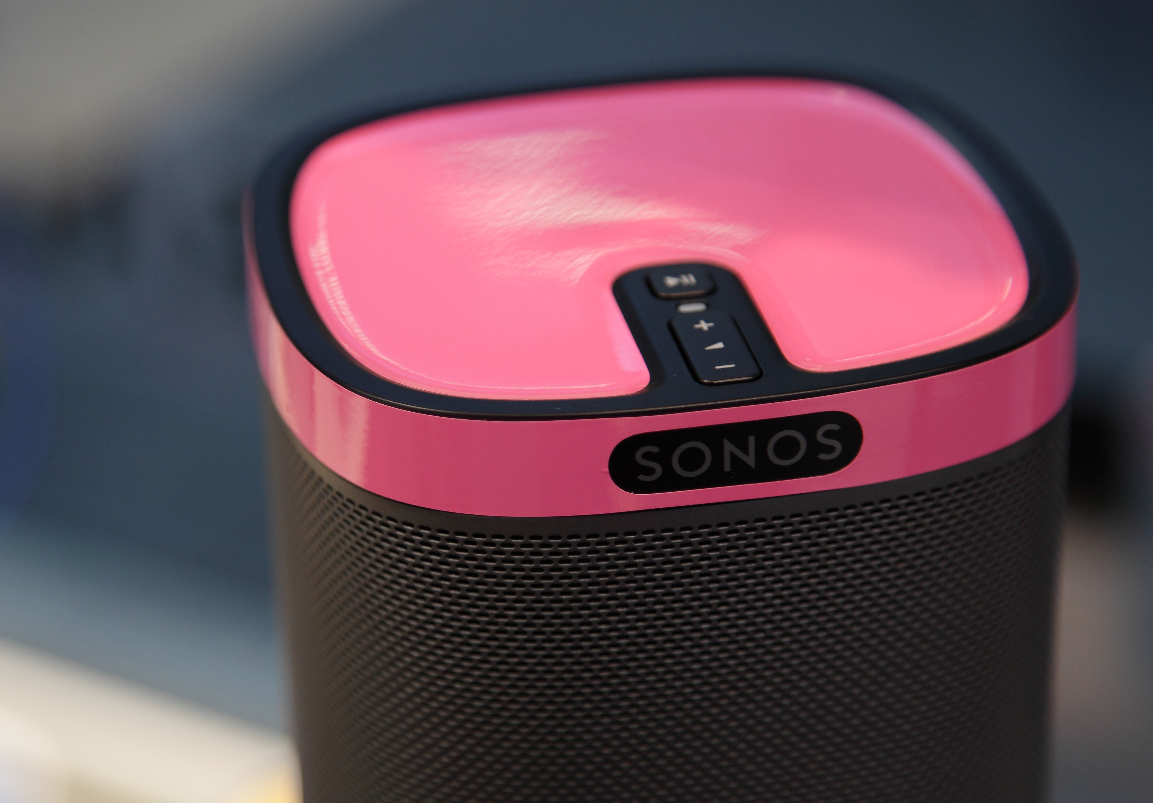 Sonos Play 1 in Pink