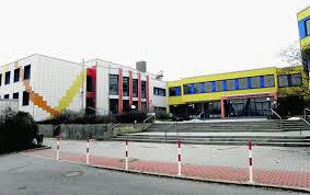 Bild 1 Johann-Andreas-Schmeller- Gymnasium in Nabburg