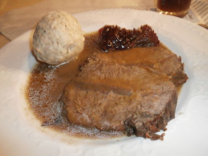 a bisserl fad war der Sauerbraten schon