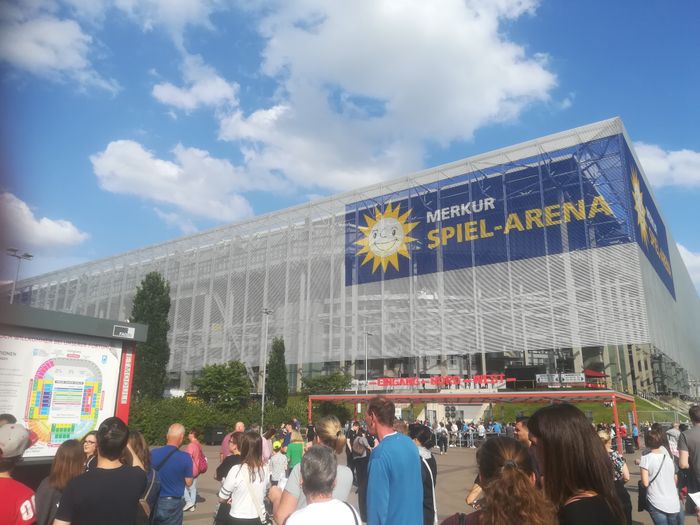 Nutzerbilder Düsseldorf Congress Sport & Event GmbH ESPRIT arena