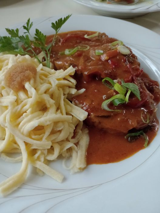 paprikabraten mit Spätzle 