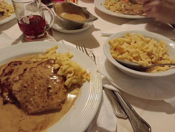 Rahmschnitzel mit Spätzle 