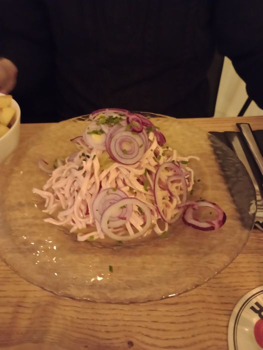 großer Wurstsalat