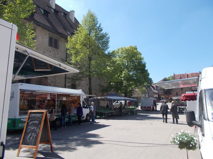Wochenmarkt im Klosterhof