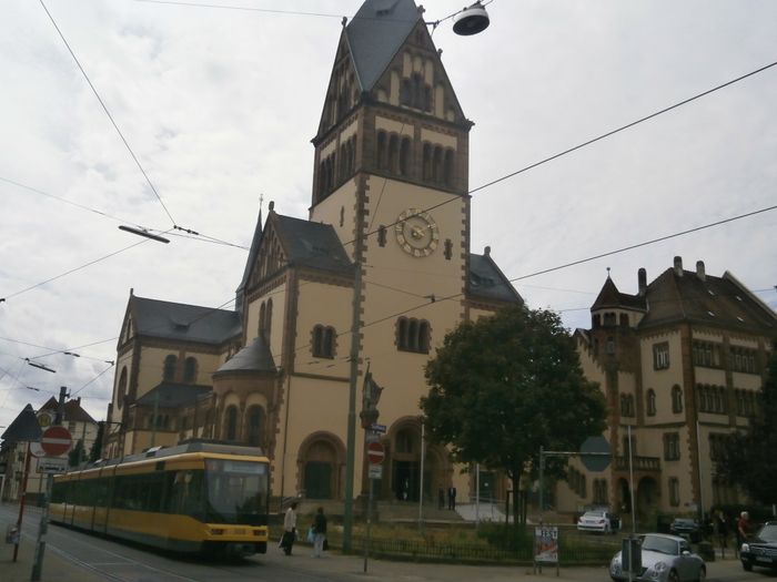 100jährige, kath. Kirche in der Karlsruher Weststadt