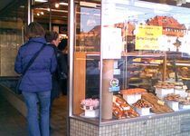 Bild zu Bäckerei-Konditorei Lörz Heinrich GmbH Filiale Kaiserallee 65 Bäckerei