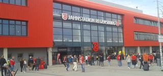 Bild zu Jahnstadion Regensburg