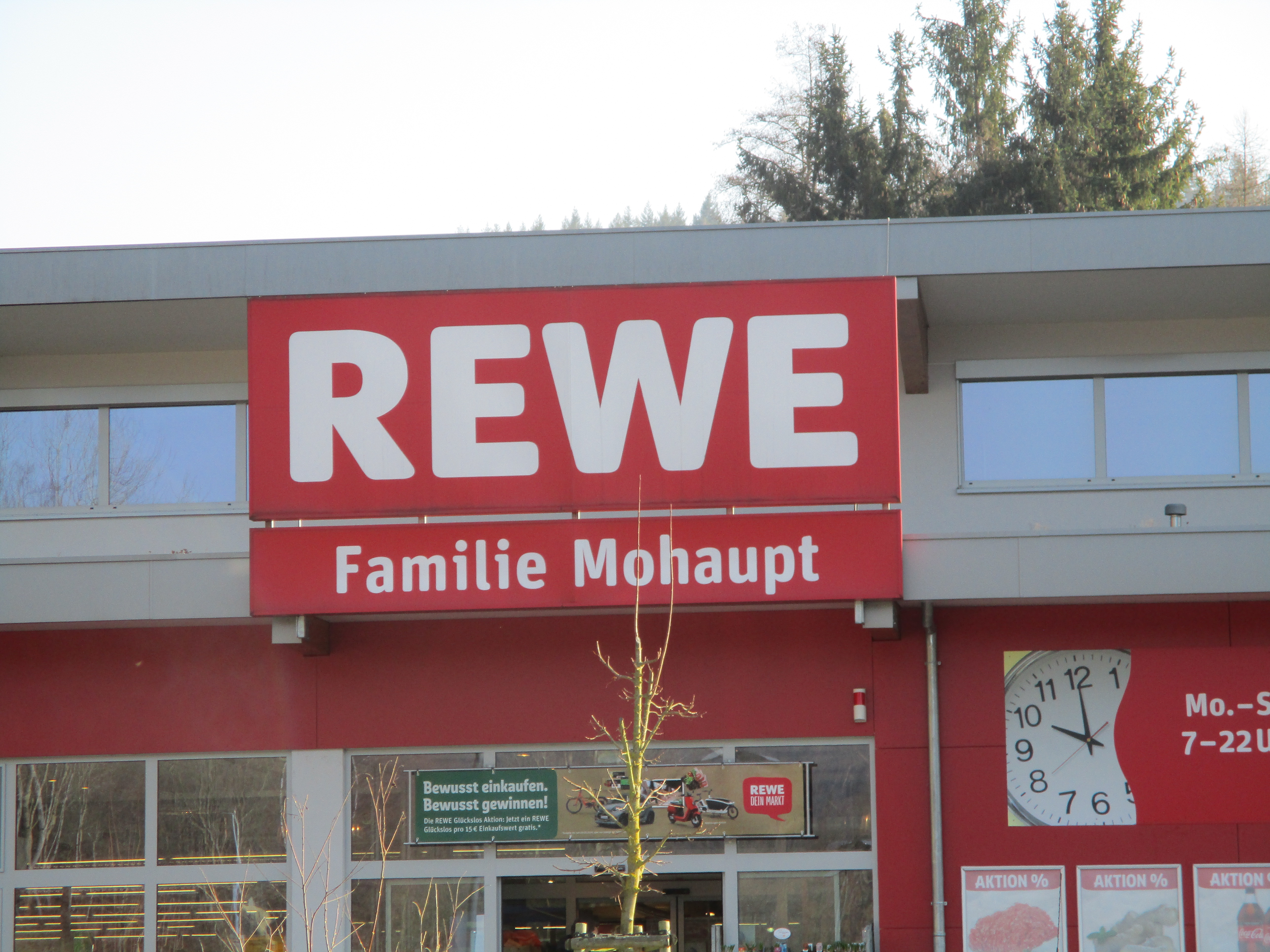 Bild 1 REWE Familie Mohaupt in Bad Herrenalb