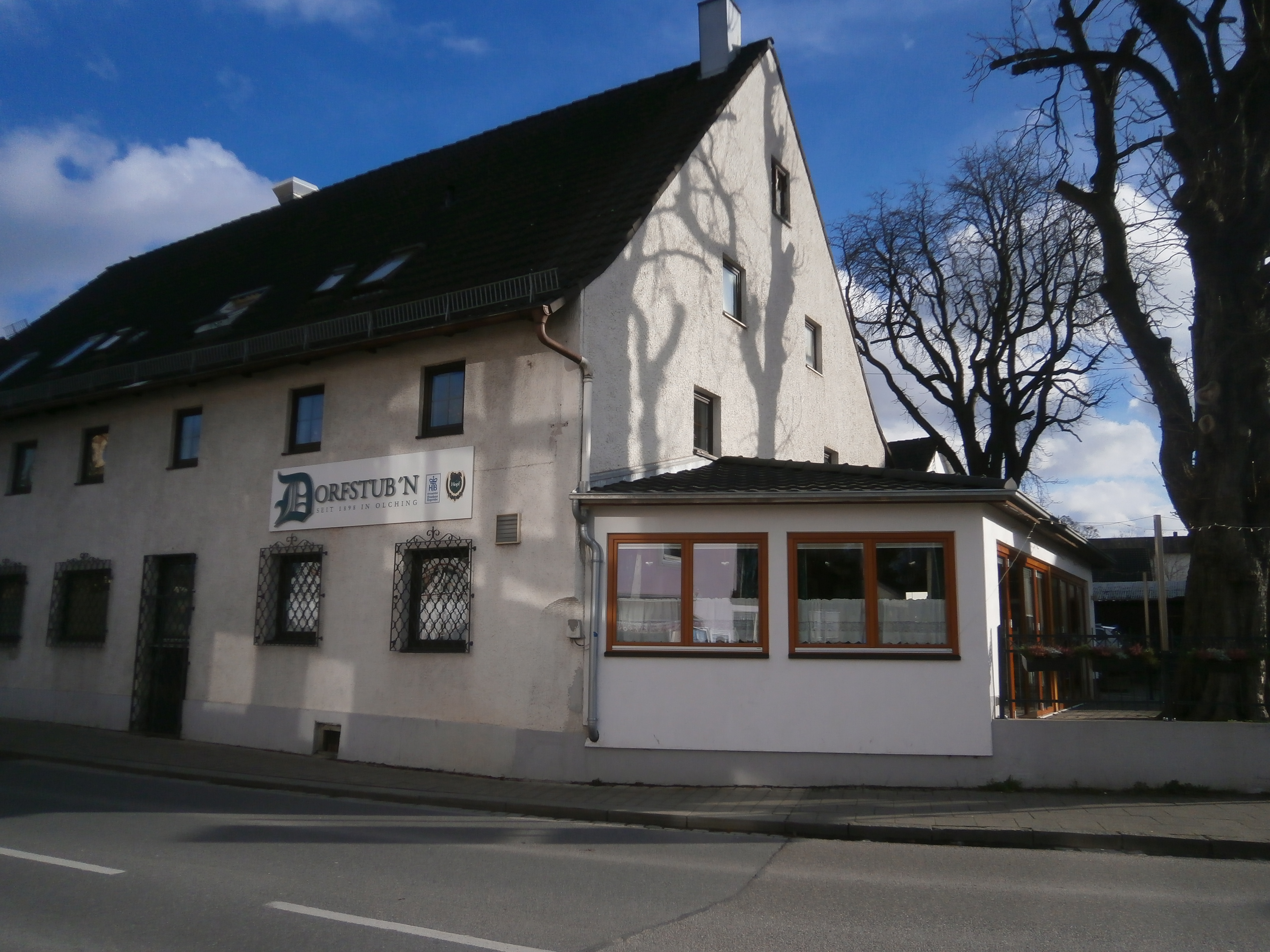 Bild 1 Dorfstubn in Olching