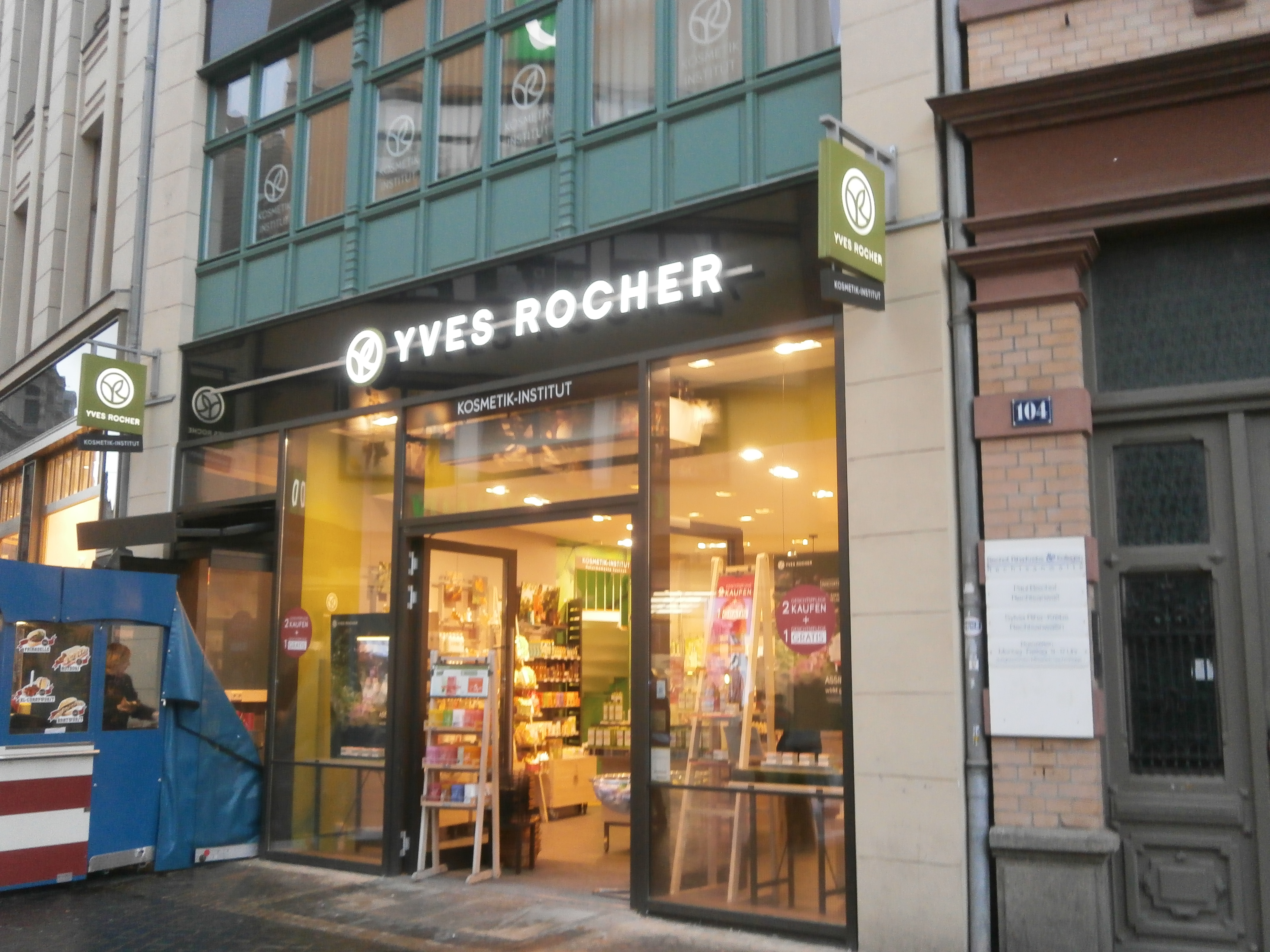 Bild 1 Yves Rocher AG in Halle